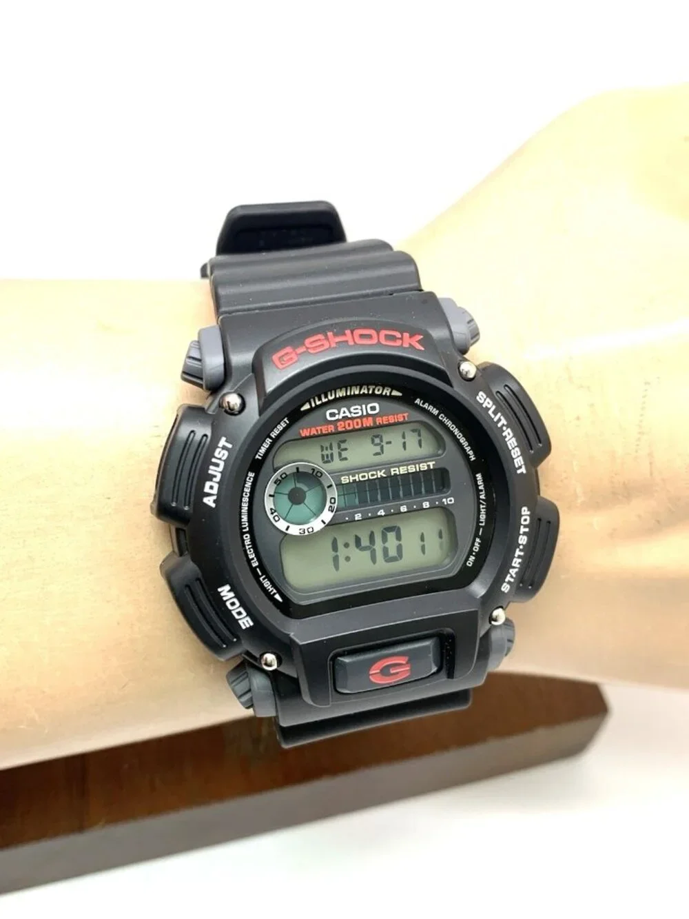 Casio Men's Watch G-Shock DW9052 Quartz Black Red Resin Digital 44mm 3232